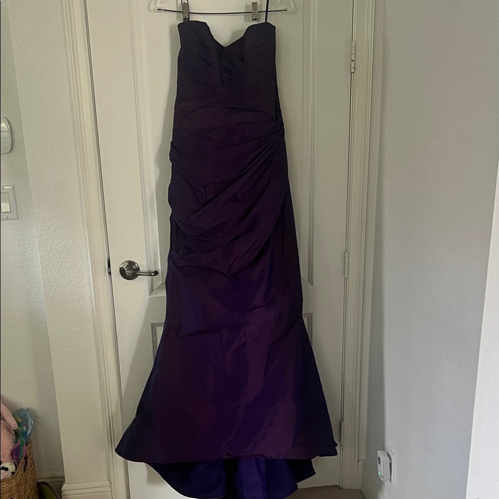 NWOT Elegant Amethyst moire ruched silk Strapless fish tail train Evening Gown